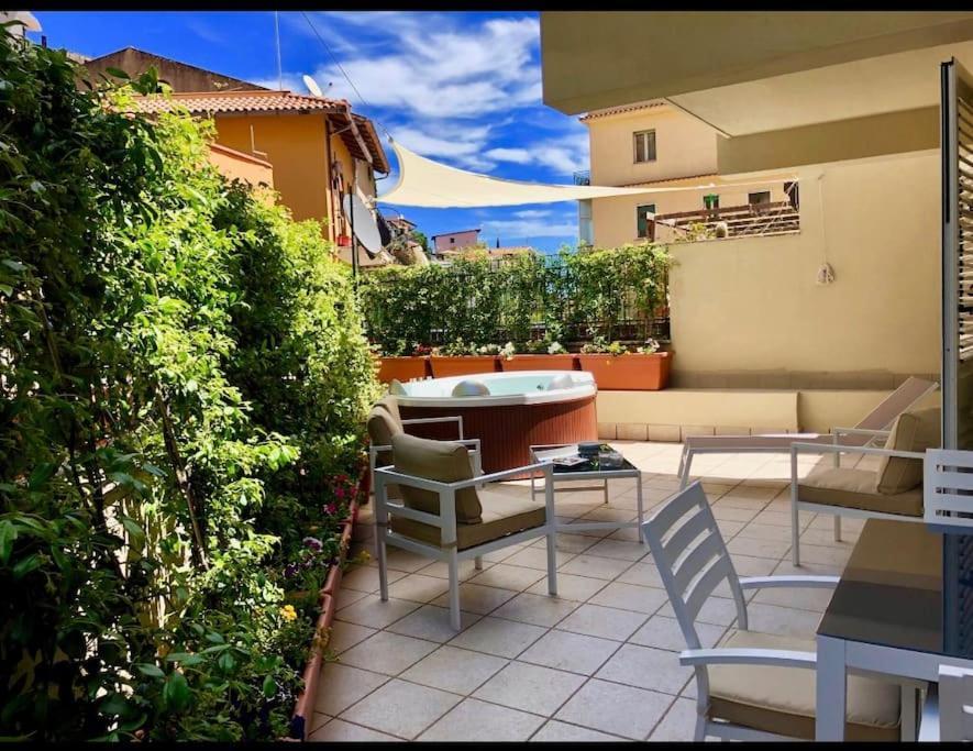 Casa Mando With Terrace And Jacuzzi Leilighet Taormina Eksteriør bilde